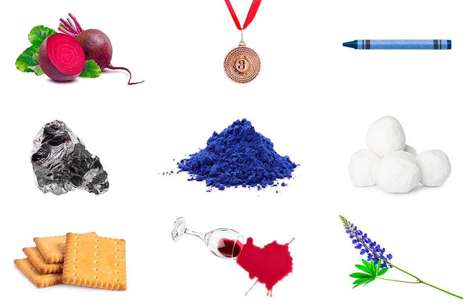 Degli elementi che rappresentano dei colori con la b: barbabietola, medaglia di bronzo, pastello blu, basalto, pigmento blu, palle bianche di neve, biscotti, calice di vino borgogna e fiore di bluebonnet
